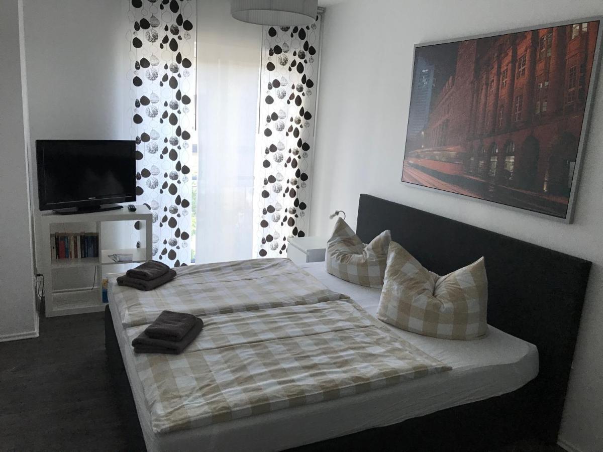 Appartements Am Hafen Zwenkau Bagian luar foto