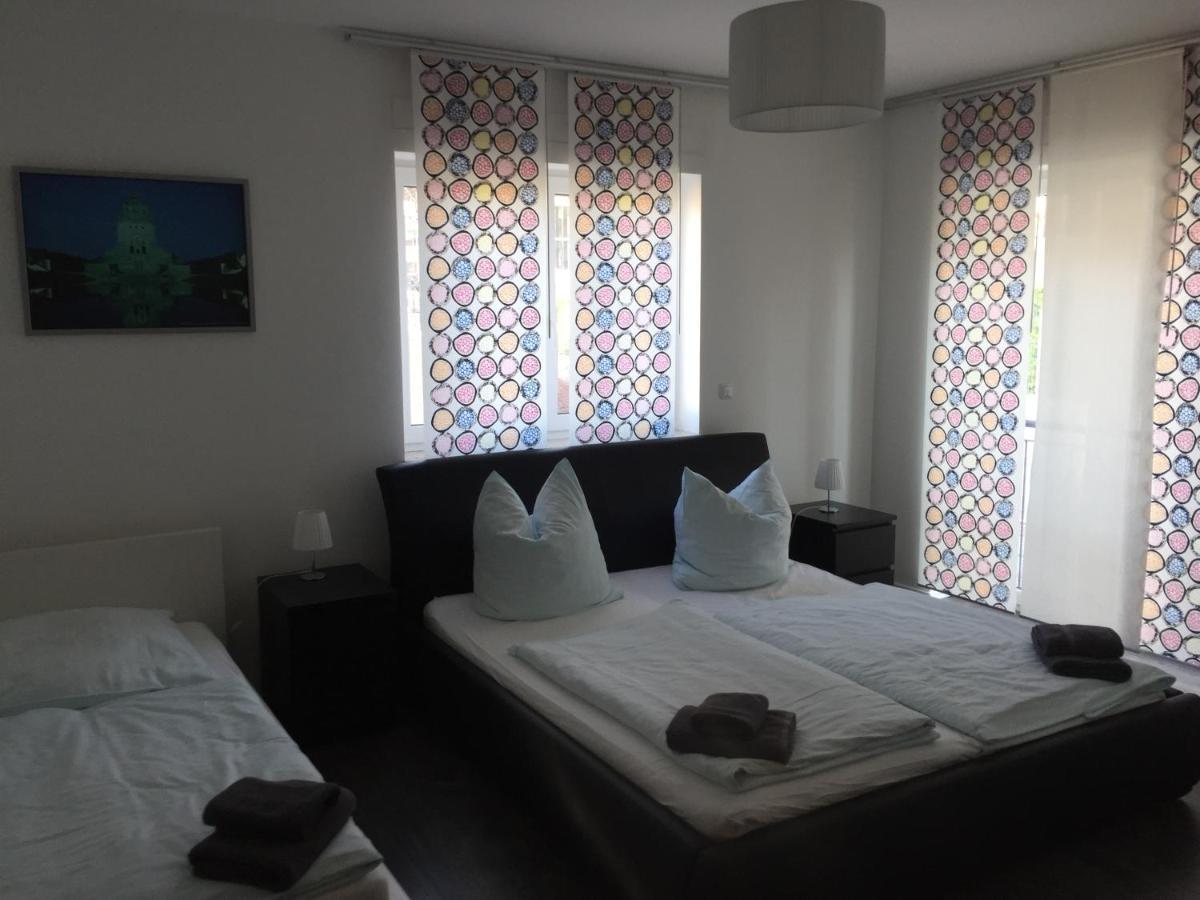 Appartements Am Hafen Zwenkau Bagian luar foto
