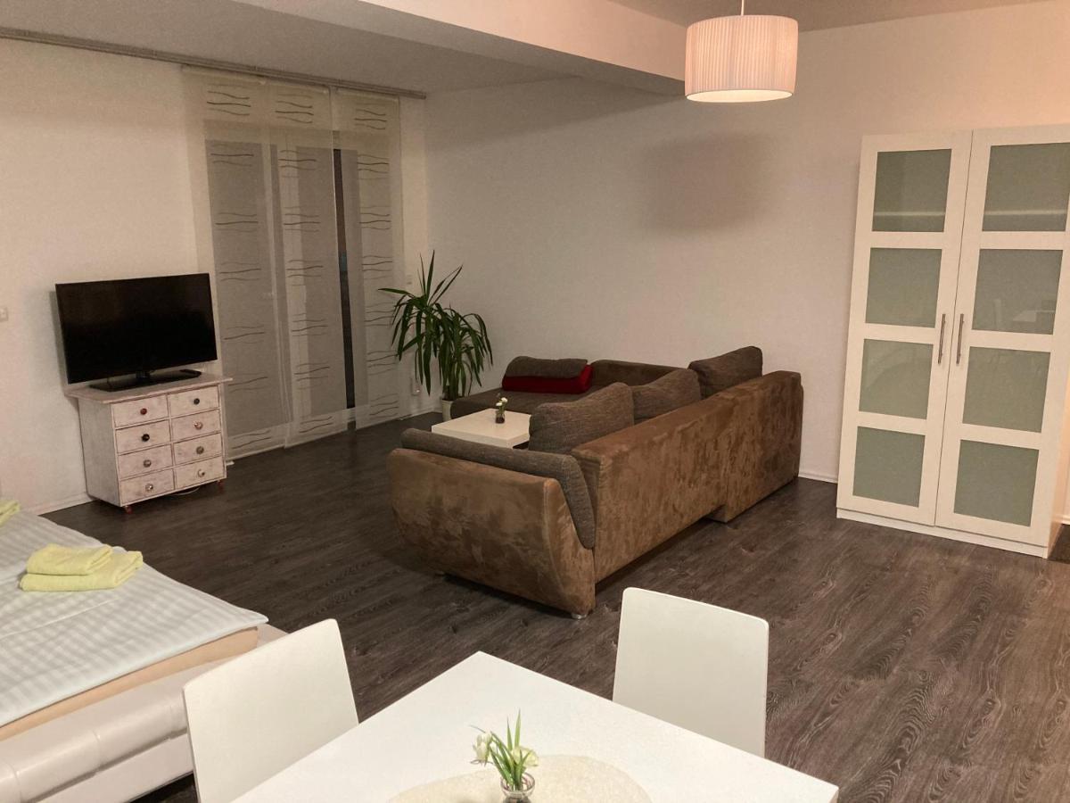 Appartements Am Hafen Zwenkau Bagian luar foto