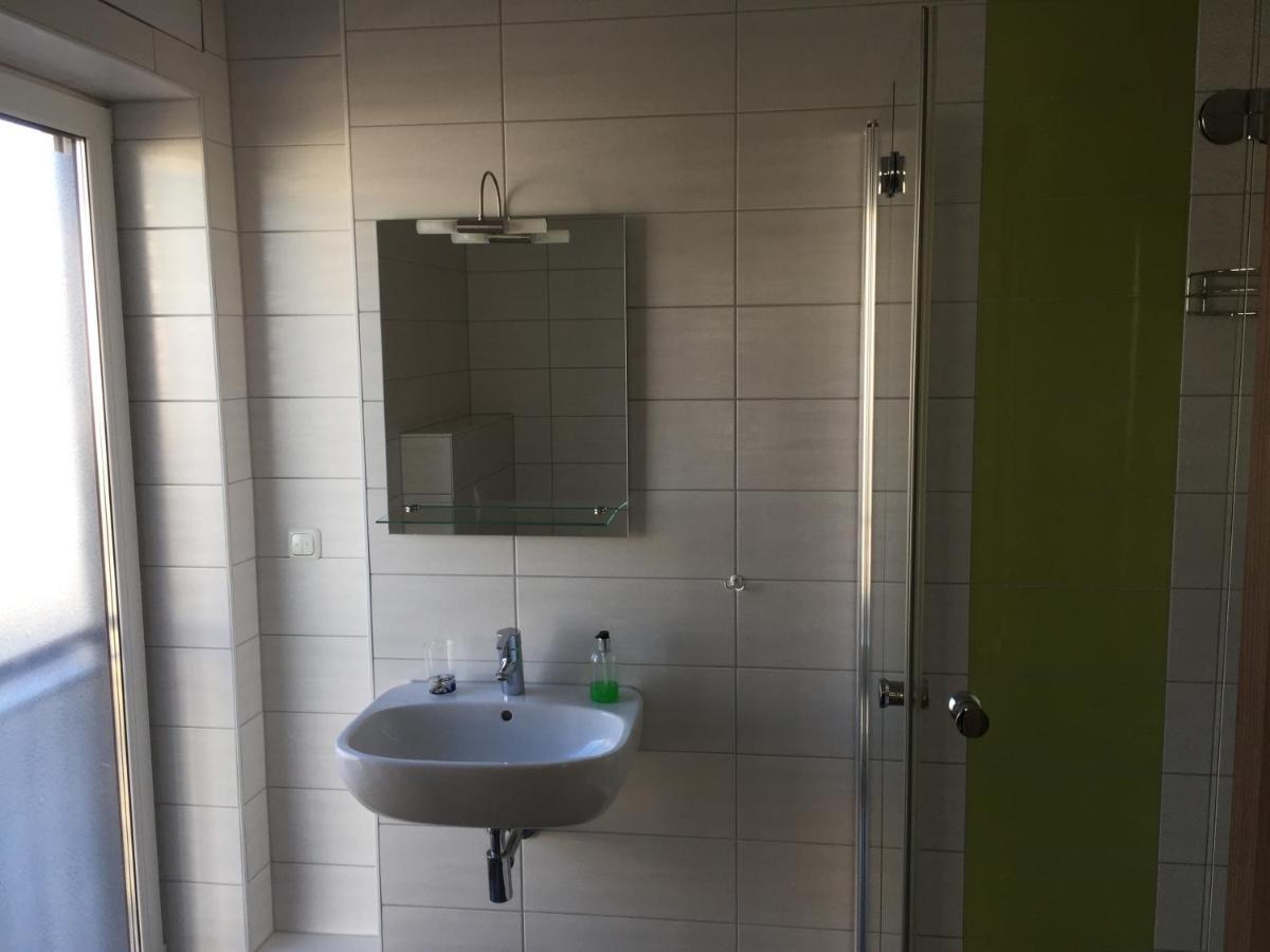 Appartements Am Hafen Zwenkau Bagian luar foto