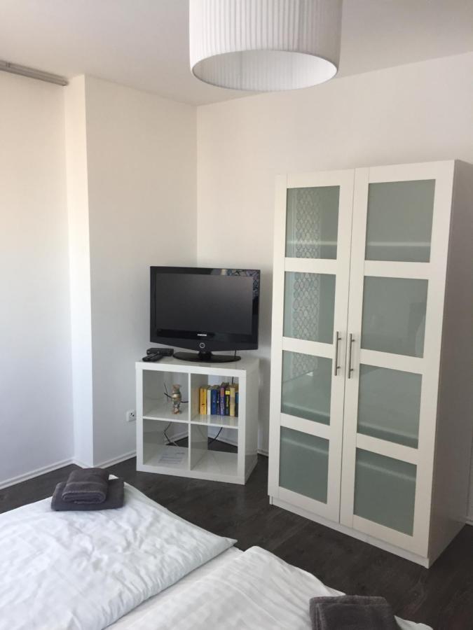 Appartements Am Hafen Zwenkau Bagian luar foto