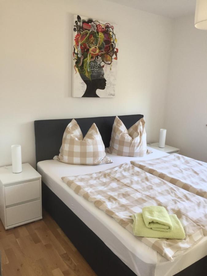 Appartements Am Hafen Zwenkau Bagian luar foto