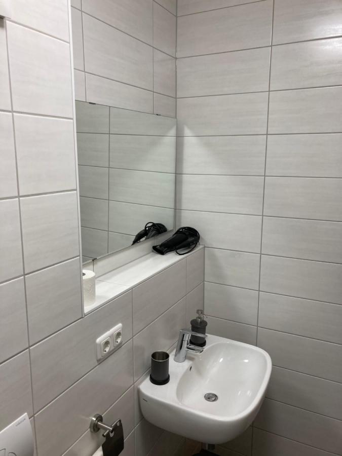 Appartements Am Hafen Zwenkau Bagian luar foto