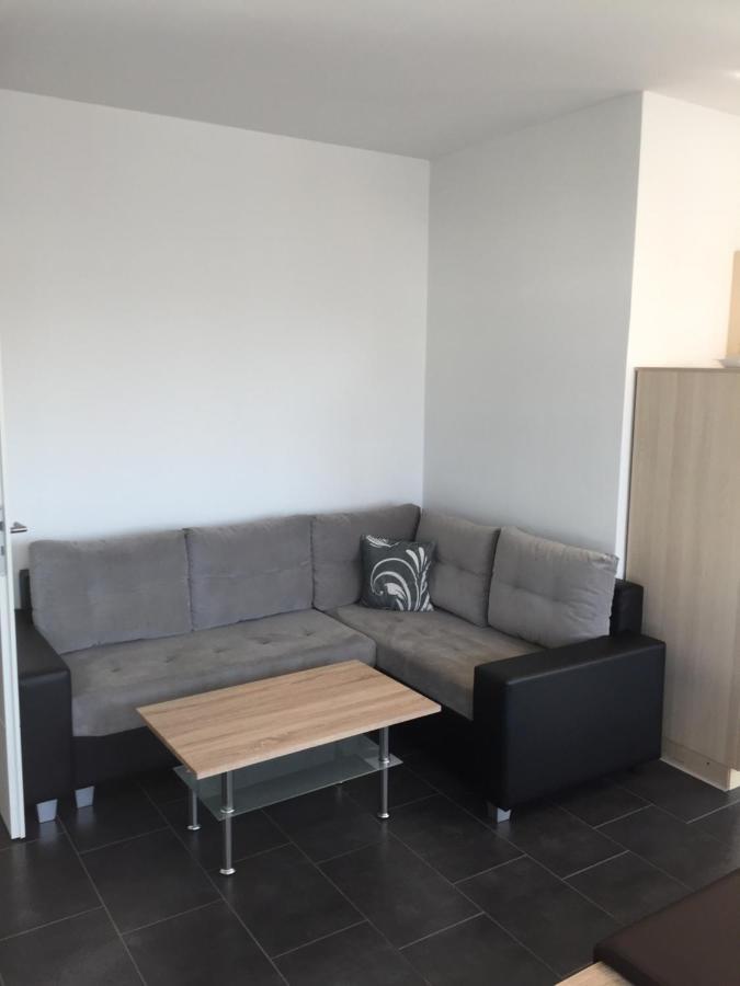 Appartements Am Hafen Zwenkau Bagian luar foto